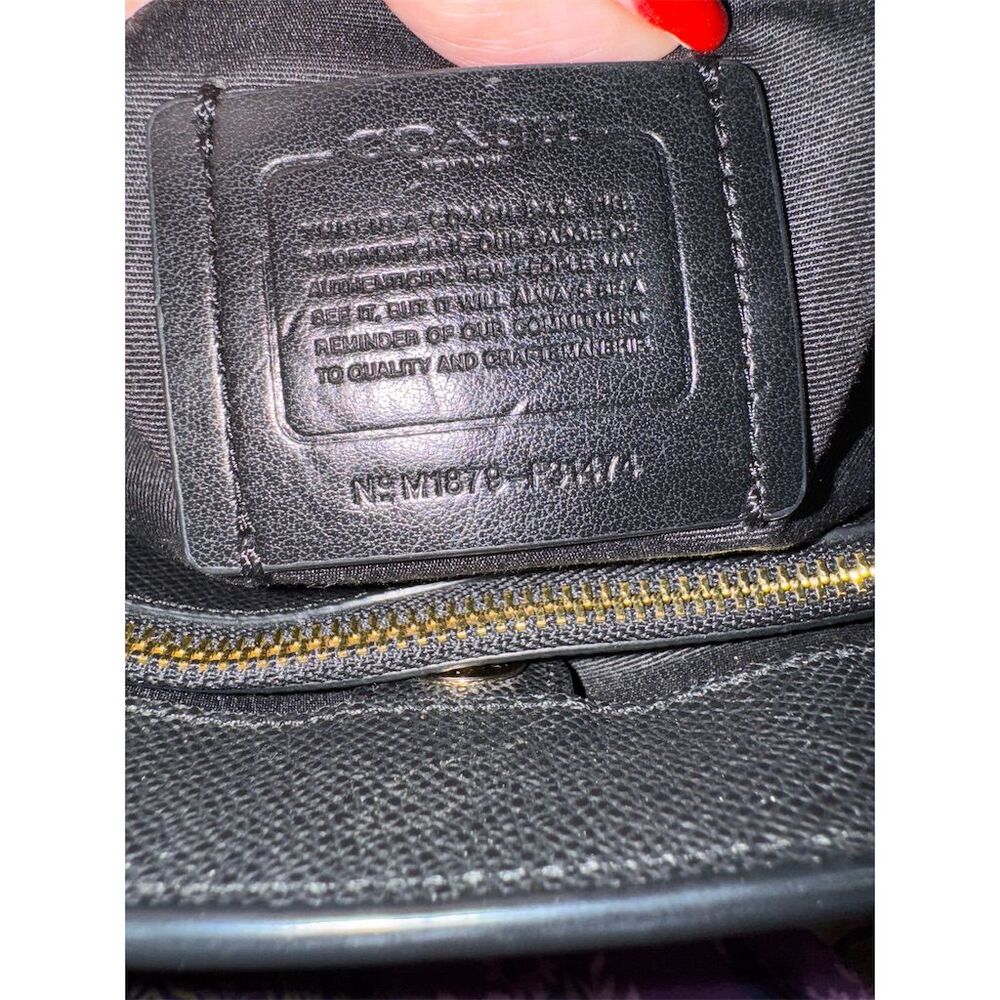 Coach Casey Women's Black Leather Tote Bag - Picture 13 of 15